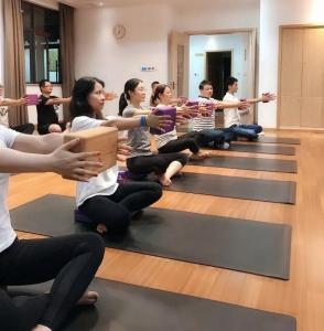 關(guān)愛(ài)職工健康——瑜伽初體驗！