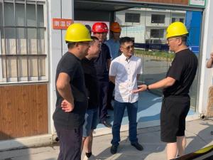 市國資委黨委委員、副主任朱輝一行赴市北31號地塊項目檢查“雙節”